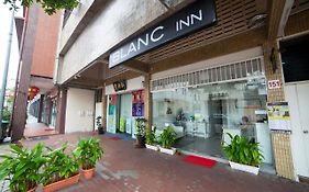 Blanc Inn